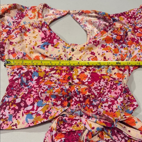 Anthropologie By Anthropologie V-Neck Flutter Hem Top Blouse. Small. Floral.NWT. - Picture 15 of 16